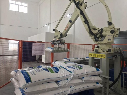 川东化工三聚磷酸钠生产机械臂